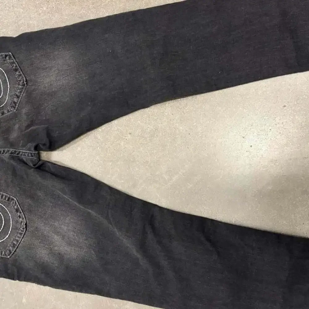 True Religion Rocco Relaxed Skinny Jeans Washed Coal Grey W36